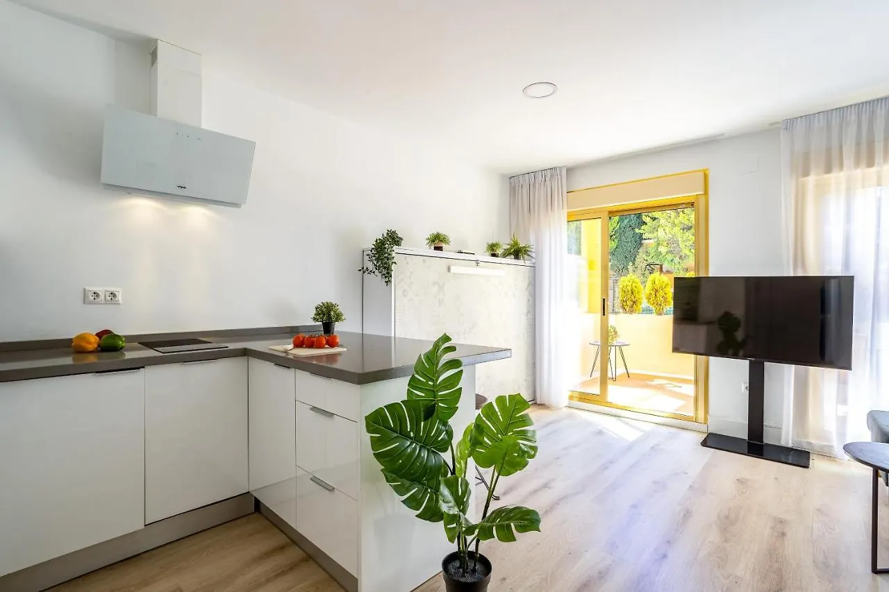 Oleholidays 304 Romana Playa Junto Al Mar Marbella 0*,  Spain